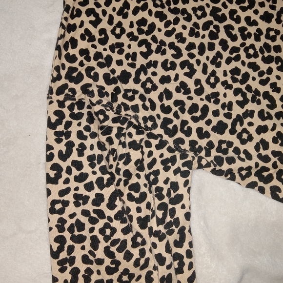 5 for $10 Zara Girls Tan & Black Leopard Print L/S Top size 13-14 - Picture 3 of 8